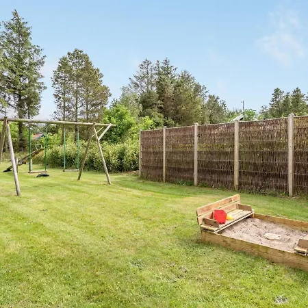 Vakantiehuis Kalotta - 3-2km From The Sea By Interhome