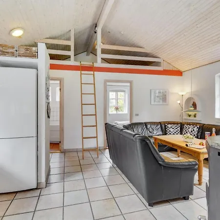 Vakantiehuis Kalotta - 3-2km From The Sea By Interhome Blåvand