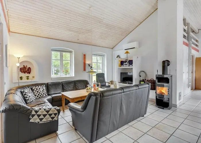 Prázdninový dům Kalotta - 3-2km From The Sea By Interhome